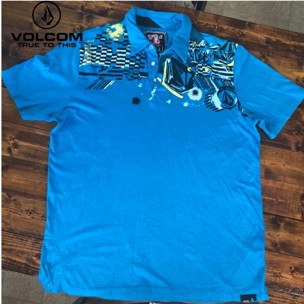 Volcom 3 Button Down